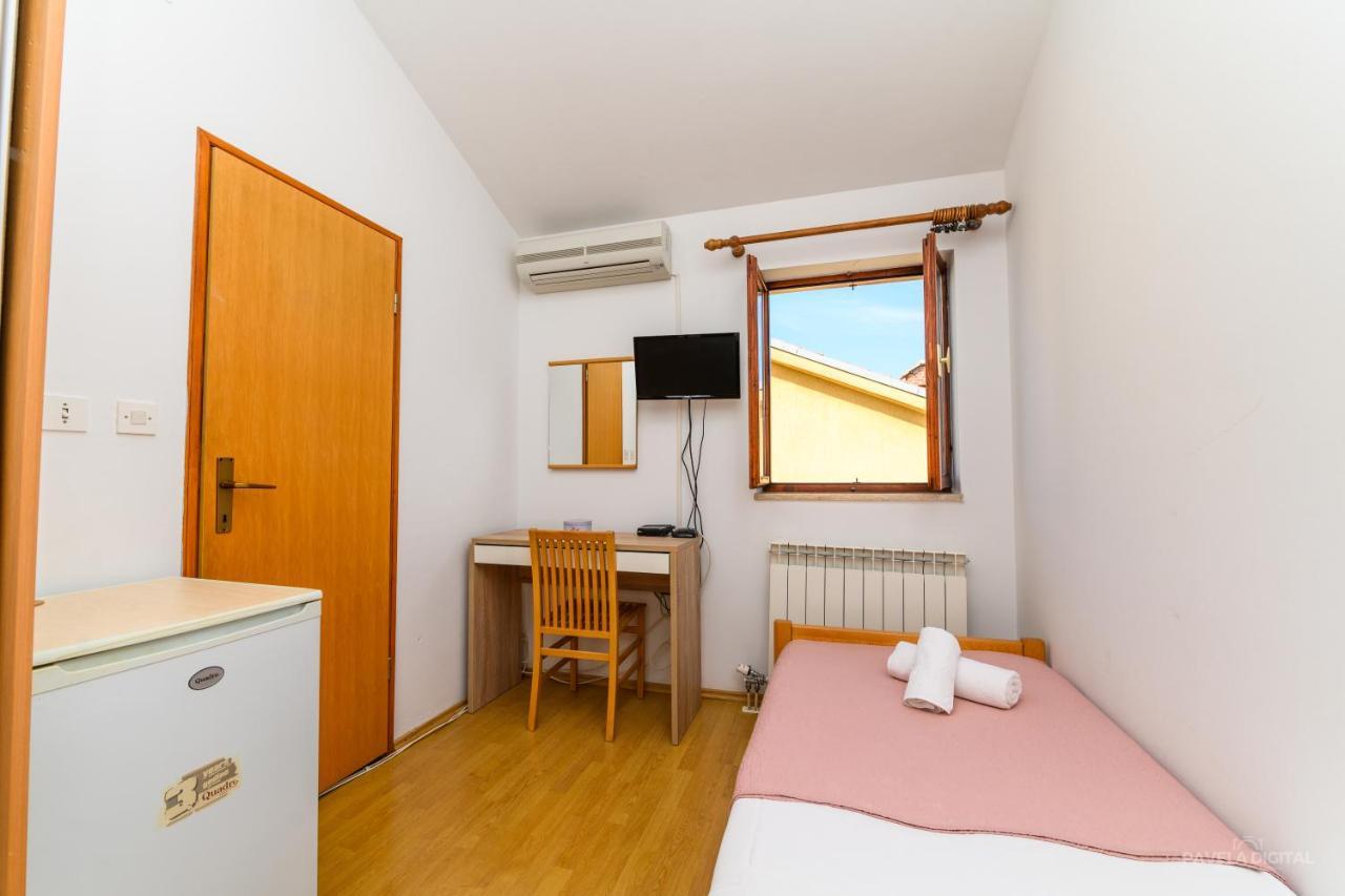 Sobe I Apartman Mareta Miholascica المظهر الخارجي الصورة