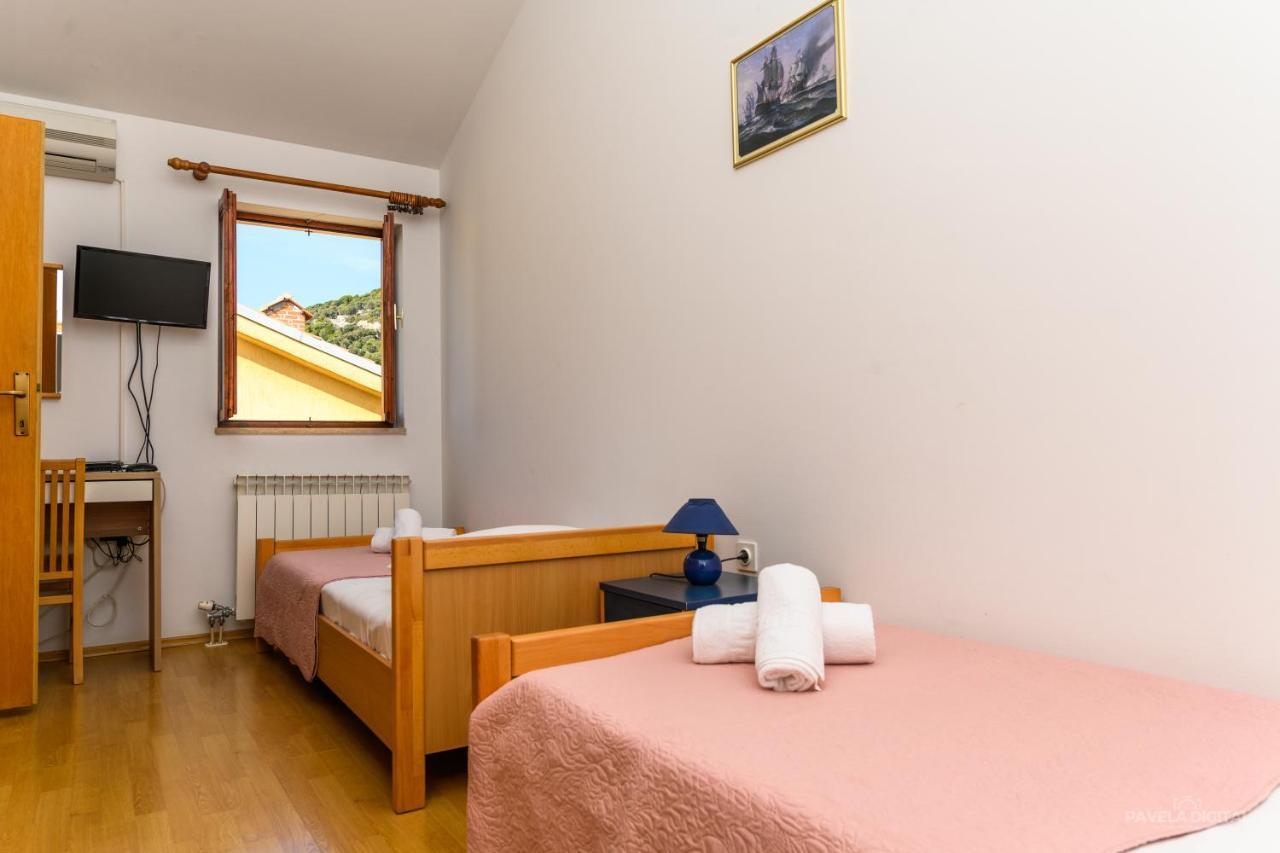Sobe I Apartman Mareta Miholascica المظهر الخارجي الصورة
